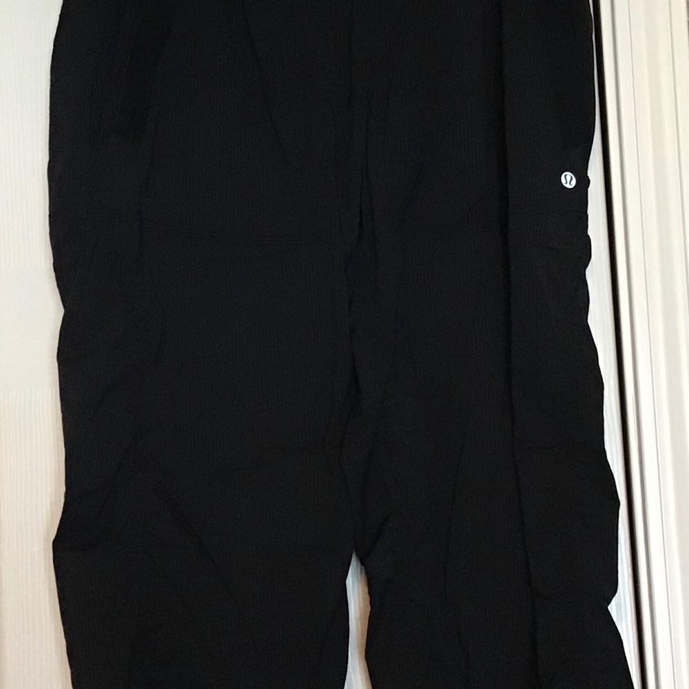 Lululemon dance Studio dark crop purple pants